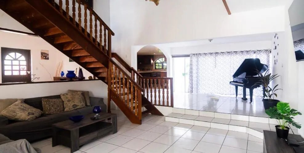 Palmera Salina Guest House Palm Beach