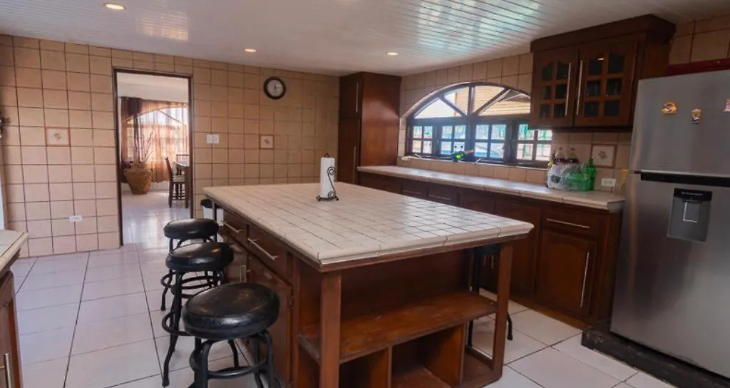 Daire Palmera Salina Guest House Palm Beach Aruba